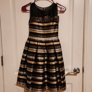 Bonnie Jean social dress with illusion neck, bows and great coloration. Size 12